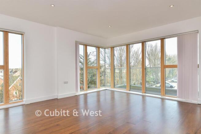 Kitchen/ Lounge