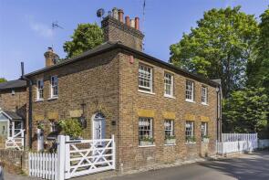 3 4, Holmes Cottages, Back Lane, Letchmore Heath, Watford WD25 8EN