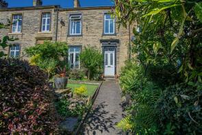 8, Heathfield Place, Skircoat Green Road, Halifax HX3 0BX