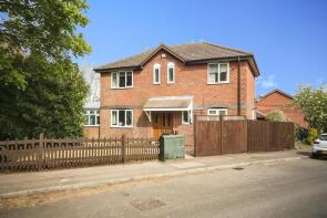 1, Kingfisher Close, Ashford TN24 0TW