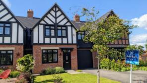8, Kingshurst Gardens, Evesham WR11 7AR