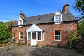 Old Tawny Cottage, Kinnaird Village, Kinnaird, Inchture PH14 9QY