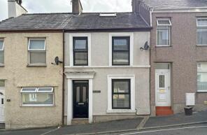 28 Ty Rowena, Eleanor Street, Caernarfon LL55 1PG