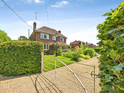 Pondtail Road, Horsham