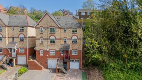 Stow Park Drive, Newport