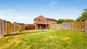6, Lundholme, Heelands, Milton Keynes MK13 7QH
