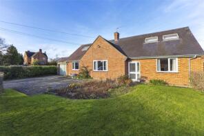 Whitening Close, Arrow Lane, North Littleton WR11 8QR