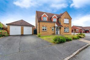 13, Grange Drive, Lincoln LN4 4GJ