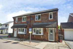 10, Creely Close, Exeter EX2 8GD