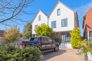 2, Castle View, The Street, Steyning BN44 3WE