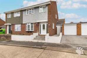 2, Bradbourne Way, Pitsea, Basildon SS13 2DW