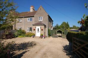 2, Ruckley Barn Cottages, Norton Road, Malmesbury SN16 0PN
