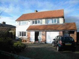 Meadsway, Main Road Through New Ridley, Stocksfield NE43 7RG