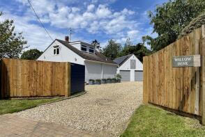 Willowdene, Church Road, Bury St. Edmunds IP31 3RN