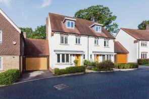 23, Trinity Fields, Horsham RH13 6GH