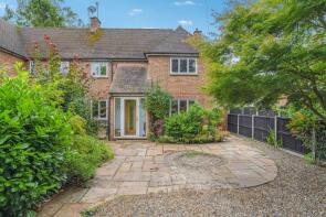 13, Bedford Close, Rickmansworth WD3 6EJ