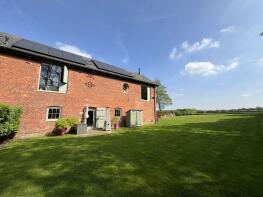 5, Piggotts Hall, Congleton Lane, Macclesfield SK11 9LD