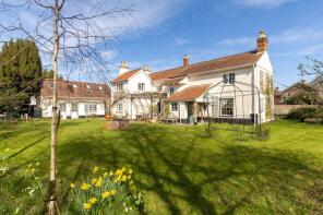 Fairhaven, Long Lane, Royston SG8 7TG