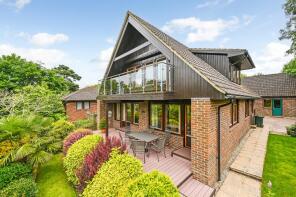 2, Orpins Close, Brabourne Lees, Brabourne TN25 6PT