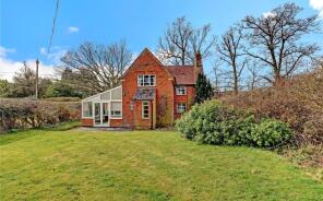 10, Queens Cottages, Salters Heath Road, Tadley RG26 5HY