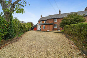 1, New Cottages, Sudbury Road, Halstead CO9 3BJ