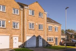 14, The Oaks, Salendine Nook, Huddersfield HD3 3TQ