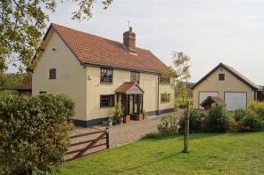 Bull House, Bull Road, Stowlangtoft, Pakenham IP31 3LL