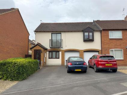 Hollybush Close, Chippenham