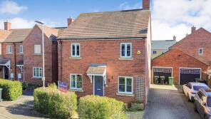 17, Jubilee Close, Bedford MK44 3LZ