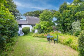 Thatched Cottage, B3280 Between Relubbus Lane And Fore Street, Penzance TR20 9DL