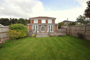 27, Edgeborough Way, Bromley BR1 2UA