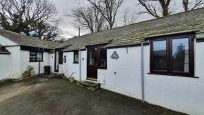 Lowena, St Pirans Court, Trethevy, Tintagel PL34 0BE