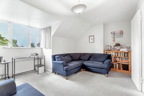 Hatfield Road, St. Albans, Hertfordshire, AL1