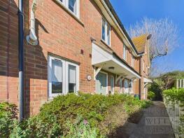 5, Sea Holly Walk, Rye TN31 7UW