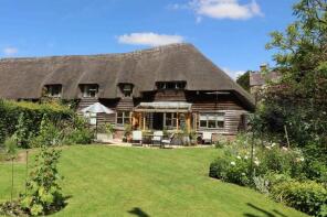 Clover Cottage, The Street South To Giants Grove, Pewsey SN9 5LQ
