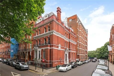 Kensington Court, Kensington, London, W8