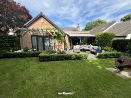 Meadowcroft, Ancient Lane, Hatfield Woodhouse, Doncaster DN7 6PJ