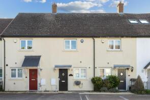 4, Willow Tree Close, Lambourne, Romford RM4 1BL