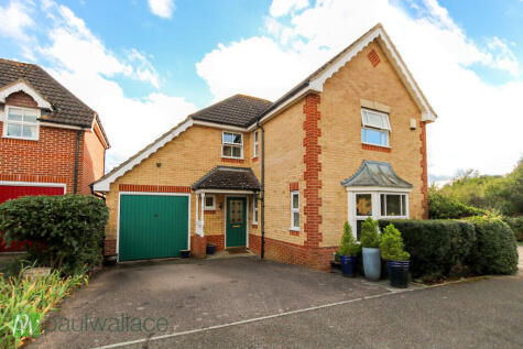 Lucern Close, West Cheshunt