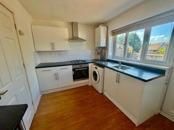 Fitted Kitchen: