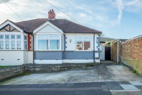 Burleigh Avenue, Blacken, DA15