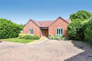 6, Holt Close, Worcester WR7 4FA