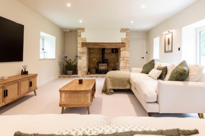 Formal Lounge