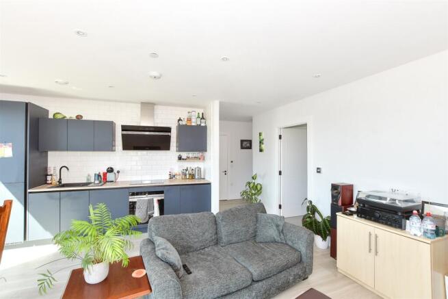 Kitchen/Lounge