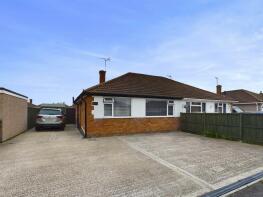 82, Shearwater Grove, Innsworth, Gloucester GL3 1DD