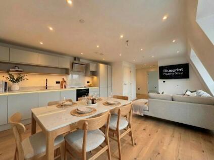 The Pembury - Fairfield Road, CM14 4GS