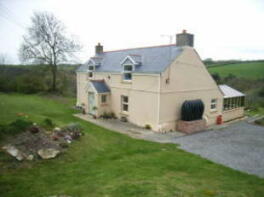 Gilfach Isaf, B4313 Bigny Cross To Glan Cleddau, Llanycefn, Clynderwen SA66 7LJ