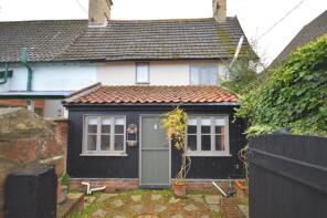 1, Malthouse Cottages, The Street, Saxmundham IP17 2HJ