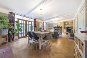 Sun Hill, Bath Road, Speen, Newbury RG14 1RG
