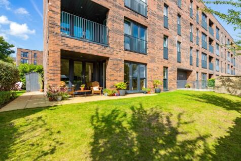 Mansionhouse Court, Langside, Glasgow